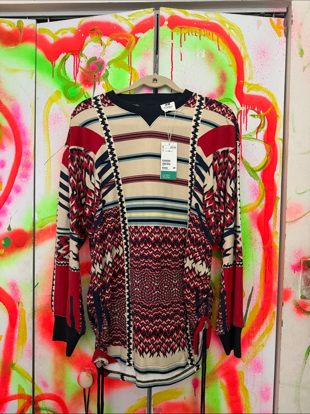 H&amp;M Red & Cream Patterned Crewneck Sweater